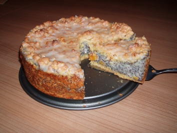 german poppy seed streusel cake