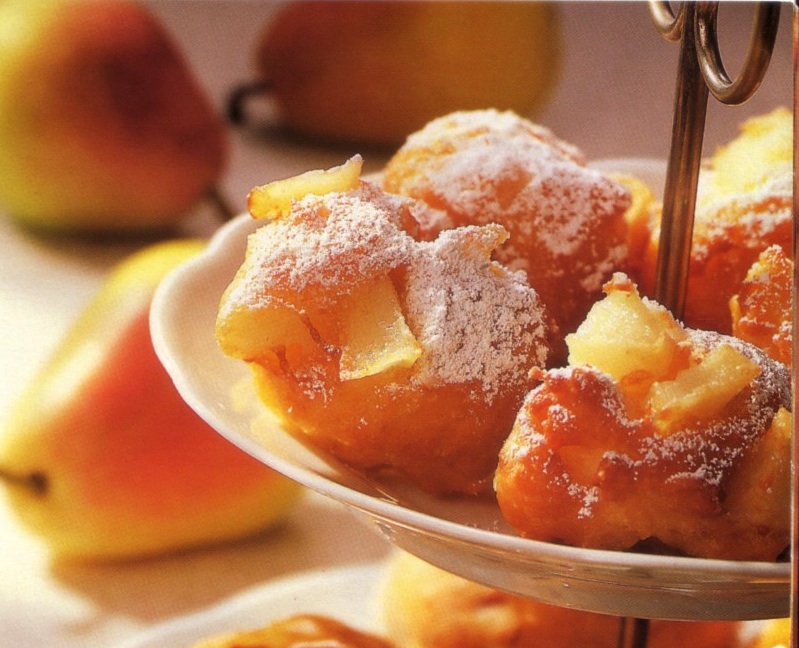 krapfen with pears