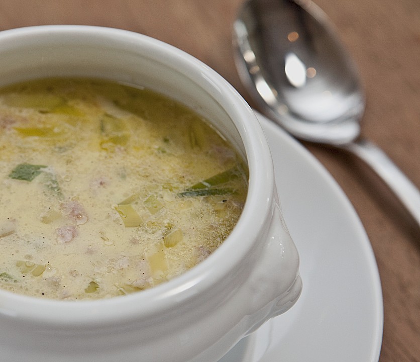 leek soup with ground meat