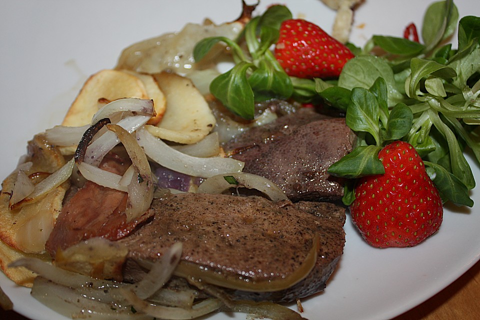 german liver with apples and onions