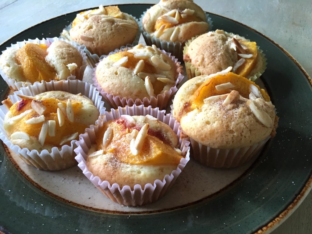 german peach muffins