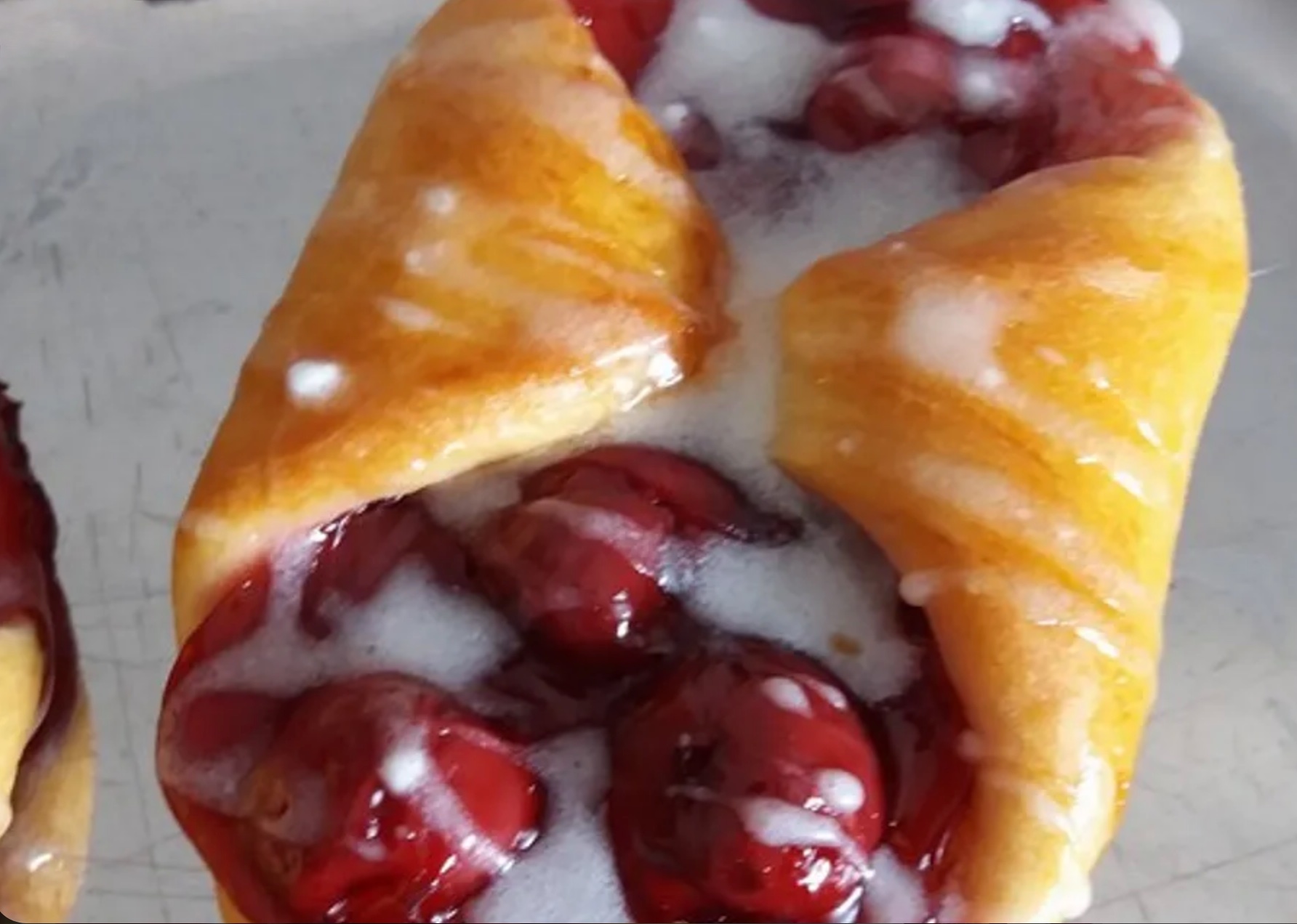 plunder pastry with sour cherries