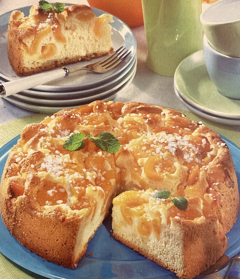 german apricot cake with sour cream