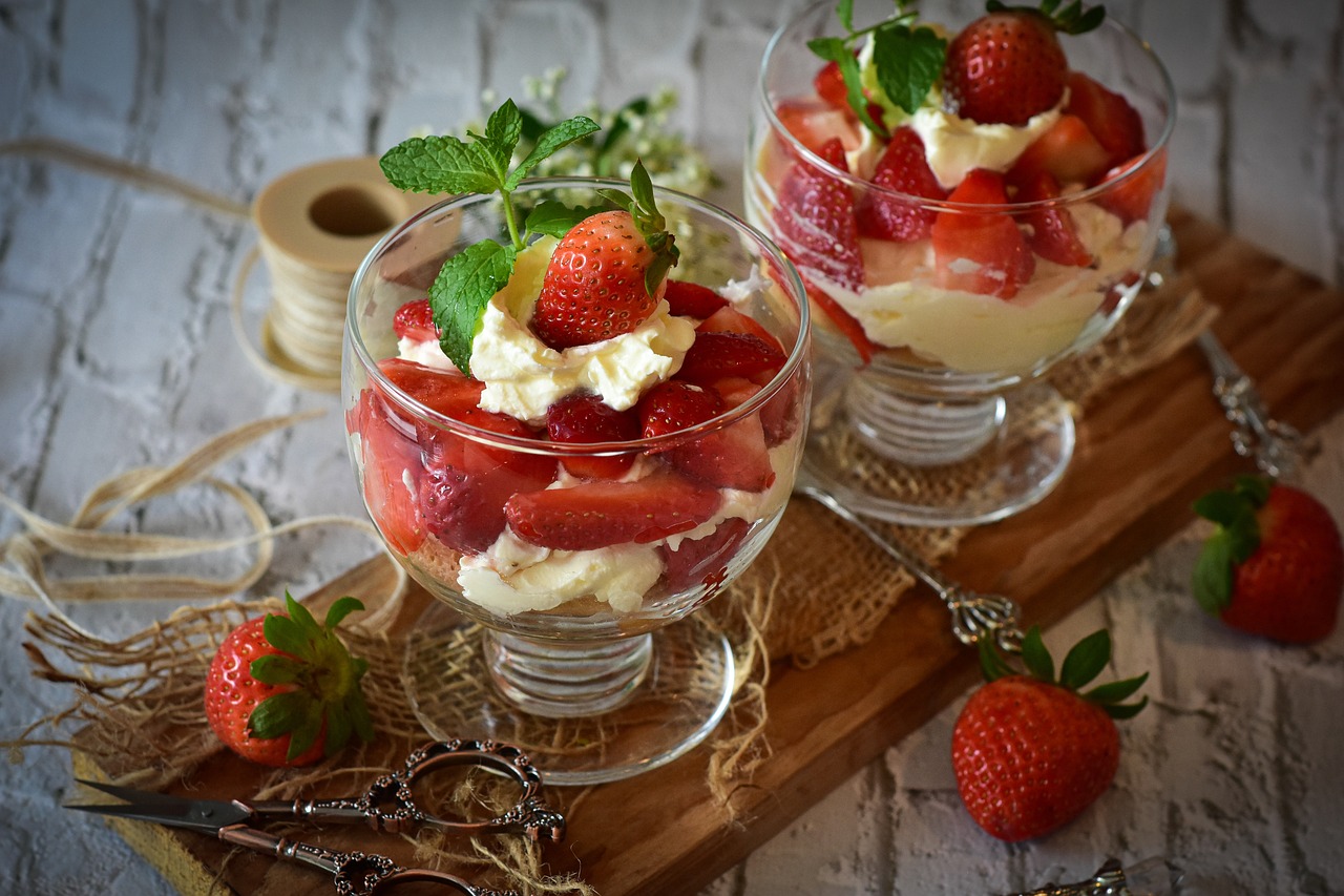 strawberry ice cream dessert